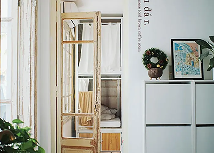Tam\'S Hostel